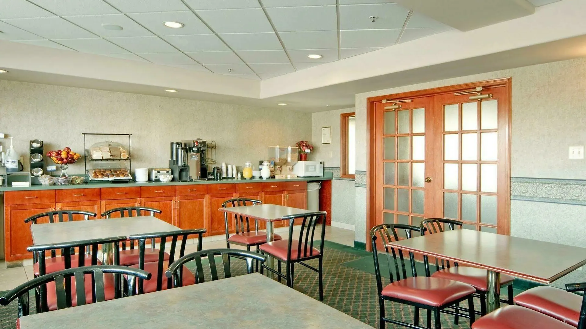 Comfort Inn & Suites University Calgary Hotel