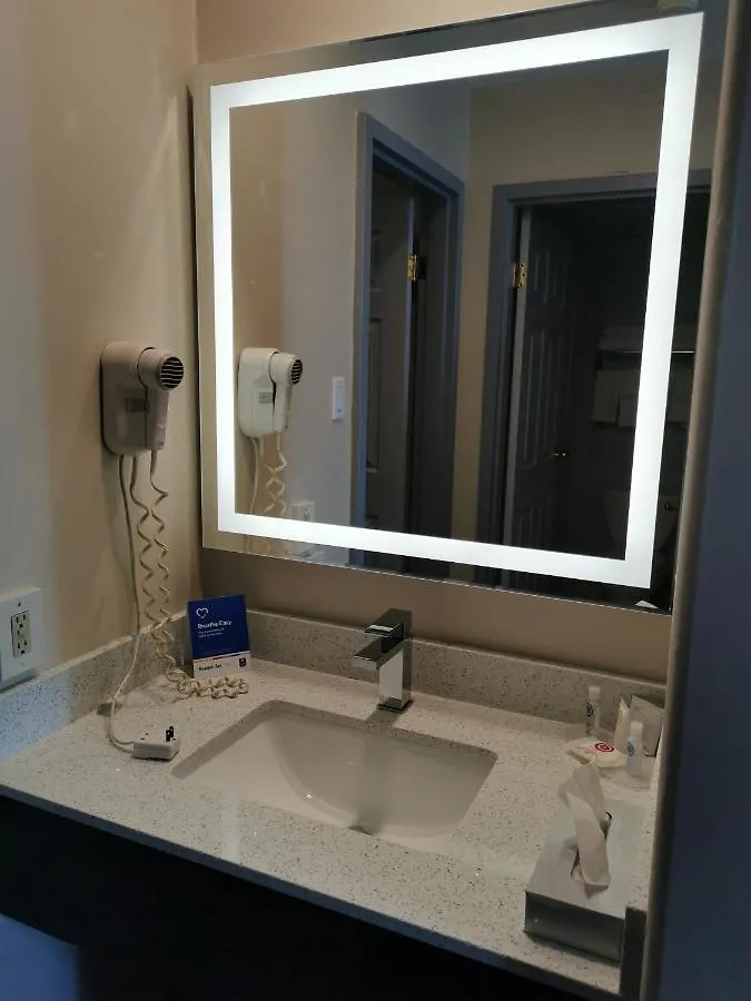 Comfort Inn & Suites University Calgary